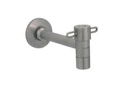 Llave 18LINOX con Chapeton a Pared Acero Inoxidable - Urrea